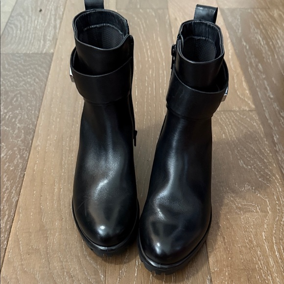 Ecco Black Ankle Boots with Metallic Detail - Picture 8 of 11